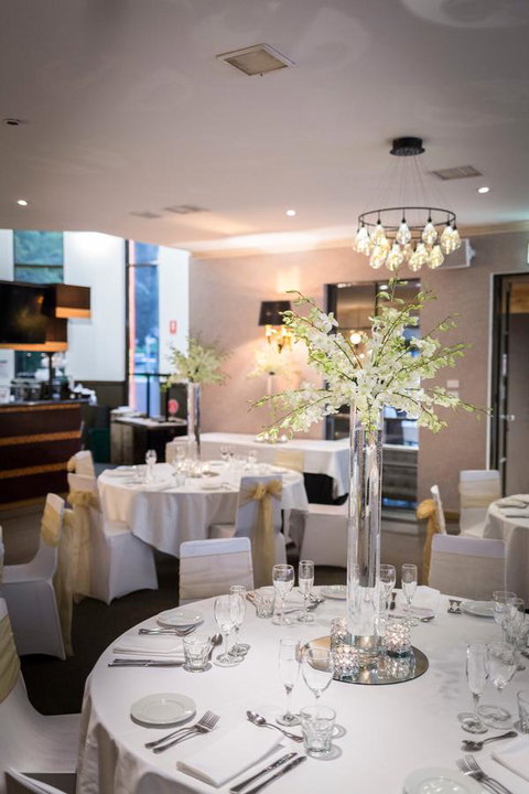 Eltham Gateway Hotel & Conference Centre - South Australia Travel 6