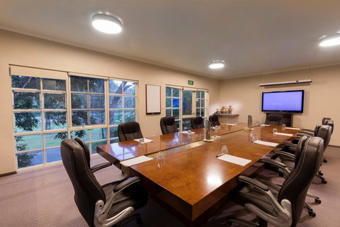 Eltham Gateway Hotel & Conference Centre - South Australia Travel 15