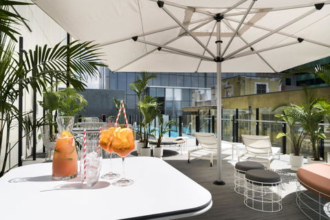 Adelphi Hotel - South Australia Travel 17