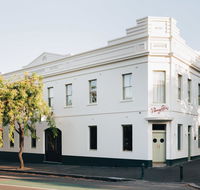 Naughtons Hotel - South Australia Travel