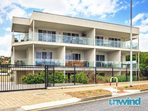 The Block Views Apartments Victor Harbor - South Australia Travel 0