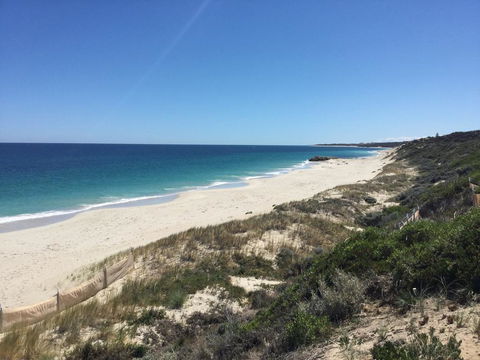 The Blue Beach House - South Australia Travel 1