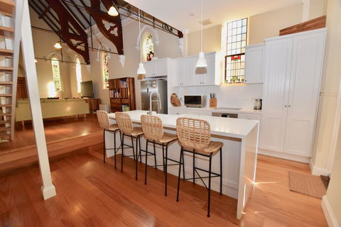 The Church @ Woodford - South Australia Travel 1