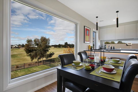 The Clubhouse On Black Bull - South Australia Travel 2