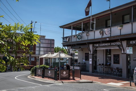 The Corner Hotel Alexandra - South Australia Travel 0