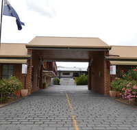 The Cottage Motor Inn Albury - South Australia Travel