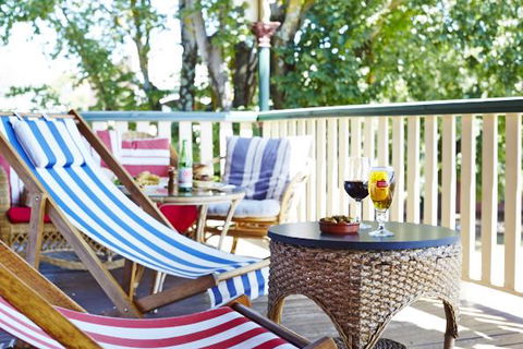 The Daylesford Hotel - South Australia Travel 0