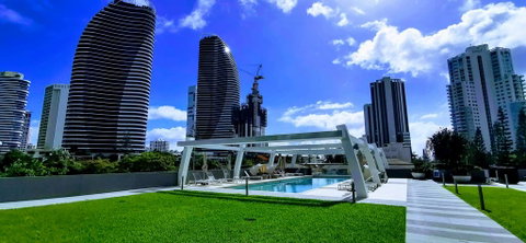 The Eureka Gold Coast Residence On Broadbeach - South Australia Travel 0