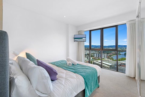 The Eureka Gold Coast Residence On Broadbeach - South Australia Travel 1