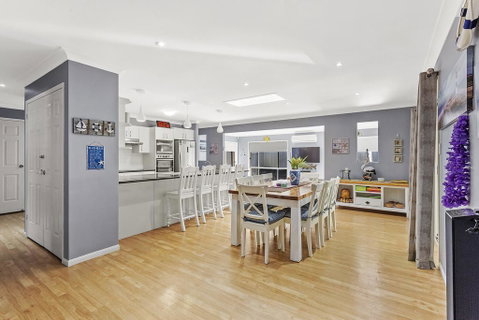 The Family Entertainer In The Heart Of Corlette! - South Australia Travel 2