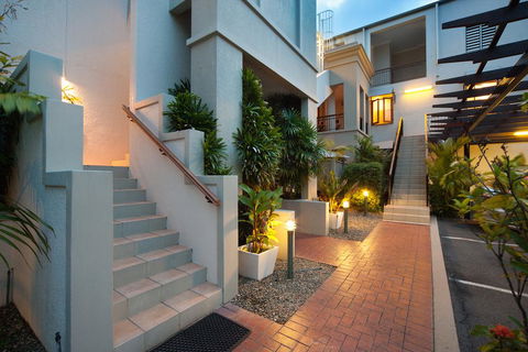 The Mediterranean Port Douglas - South Australia Travel 2