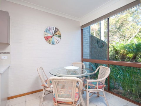 The Moorings, 5/4 Cromarty Road - South Australia Travel 1