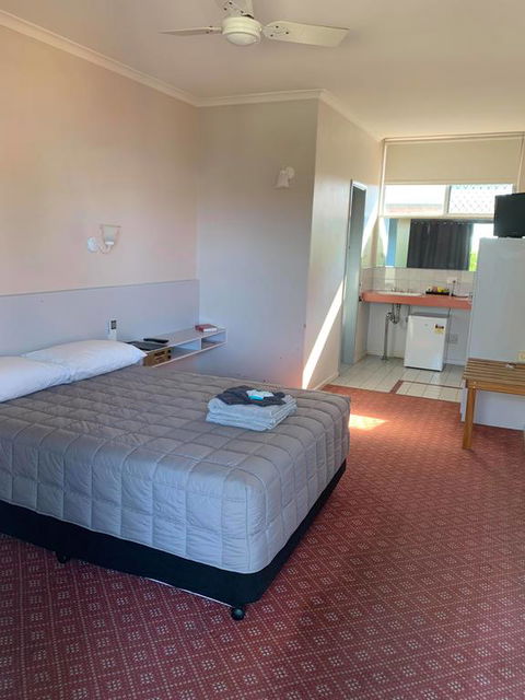 The Royal Motel - South Australia Travel 0