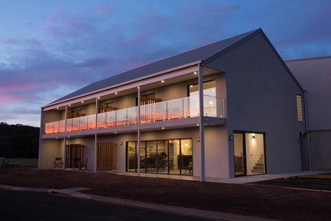 The Seabird - South Australia Travel 0