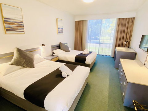 The Select Inn Penrith - South Australia Travel 1