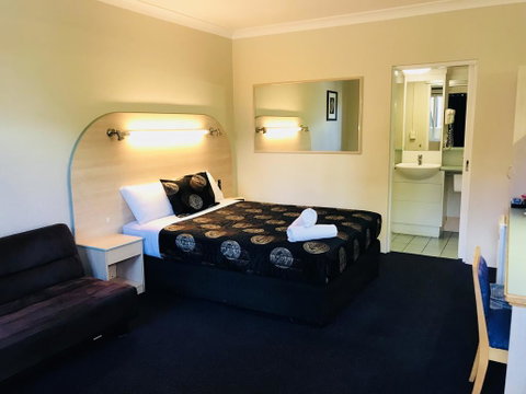 The Shamrock Hotel - South Australia Travel 2