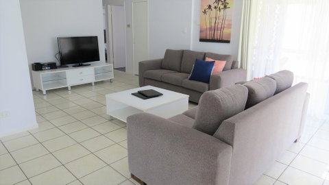 The Shores Holiday Apartments - South Australia Travel 1