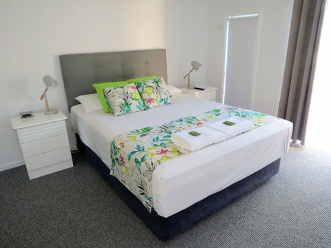 The Shores Holiday Apartments - South Australia Travel 2