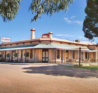The Standpipe Golf Motor Inn - South Australia Travel