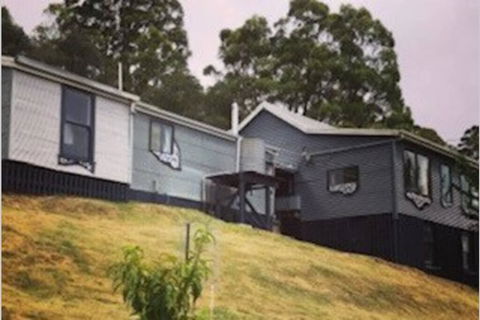 The Tin Dragon - South Australia Travel 1