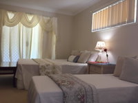 Theme Parks Amituofo Guest House