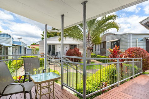Tin Can Bay's Sleepy Lagoon Motel - South Australia Travel 0