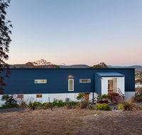 Tolpuddle Villa - South Australia Travel