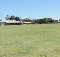 Tooleybuc Country Roads Motor Inn - South Australia Travel