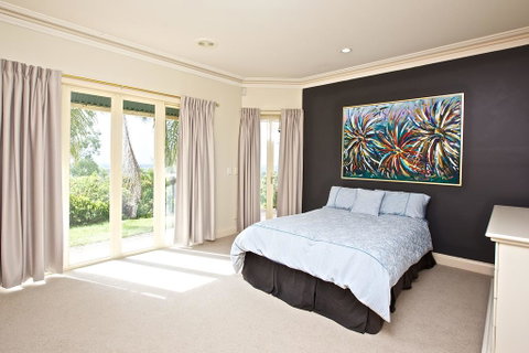 Tranquill Garden Hideaway - South Australia Travel 0