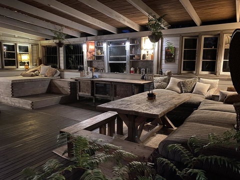 Treehouse On Plantation - South Australia Travel 2