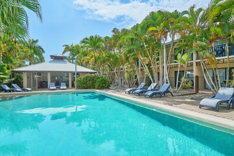 Trinity Beach Club Holiday Apartments - South Australia Travel 0