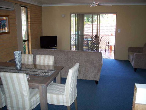 Tropic Oasis - South Australia Travel 0