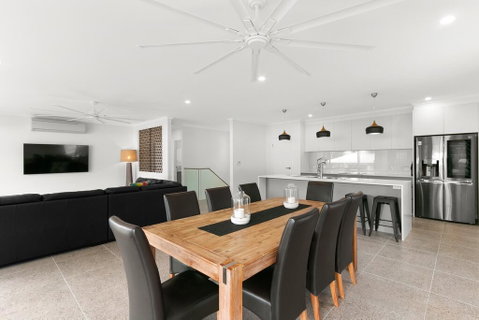 Tropical Beachside Oasis In Clifton Beach - South Australia Travel 3