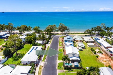 Tropical Beachside Oasis In Clifton Beach - South Australia Travel 1