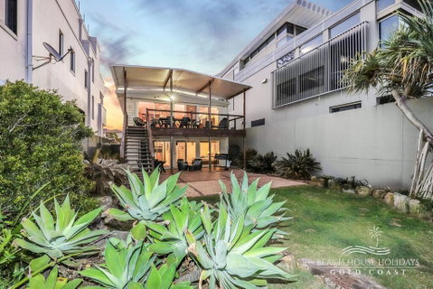 True Beachfront Beach House - South Australia Travel 1