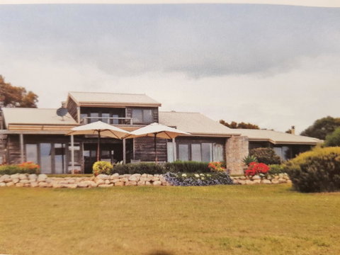 Tu Emuz Stone Beachfront Villa, Emu Bay, Kangaroo Is - South Australia Travel 2