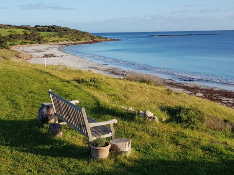 Tu Emuz Stone Beachfront Villa, Emu Bay, Kangaroo Is - South Australia Travel 0