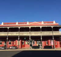 Tumut Star Hotel - South Australia Travel