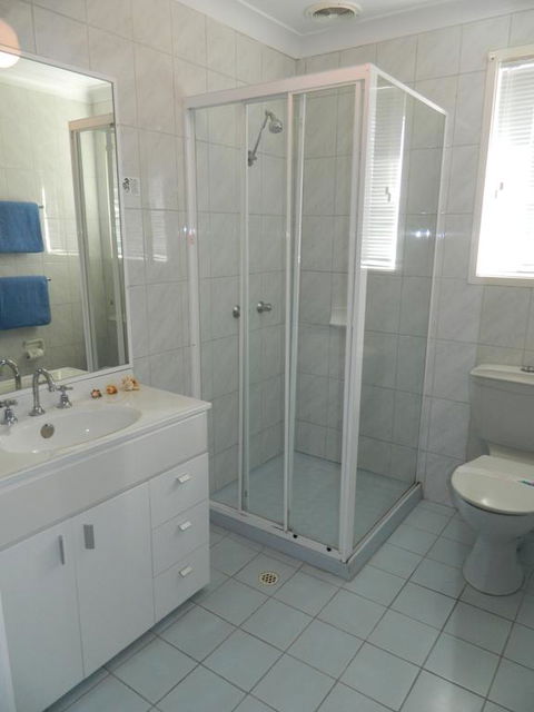 Twin Towns Motel - South Australia Travel 3