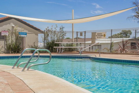 Twin Waters Caravan Park - South Australia Travel 0