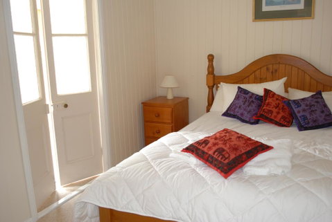 Twisted Gum Vineyard Cottage - South Australia Travel 2
