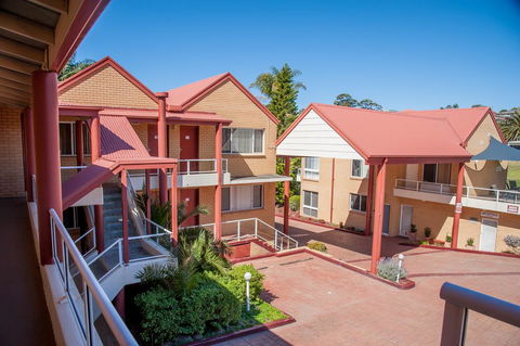 Ulladulla Harbour Motel - South Australia Travel 3