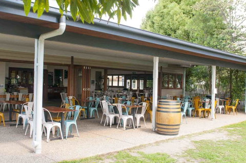 Ulmarra Hotel - South Australia Travel 3