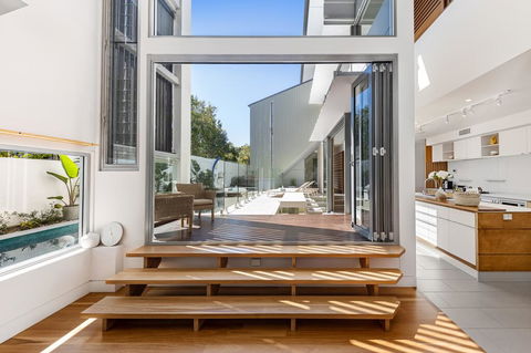 Ultimate Light And Space, Noosa Heads - South Australia Travel 2