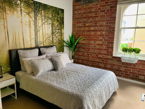 Ultra-chic Top Floor New York Style Loft Apartment - South Australia Travel 3