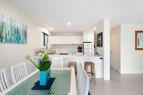 Unit 01 The Noosa Apartments - South Australia Travel 3