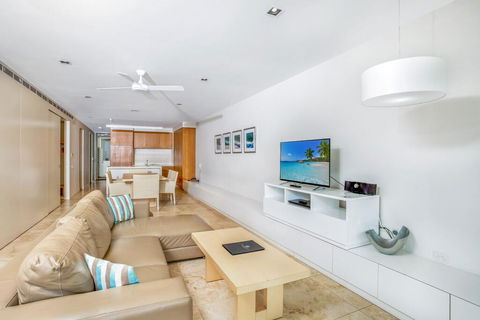 Unit 8 Plantation Resort - Rainbow Beach, Plantation Resort, Air Conditioned, Pool And Outdoor Spa - South Australia Travel 1