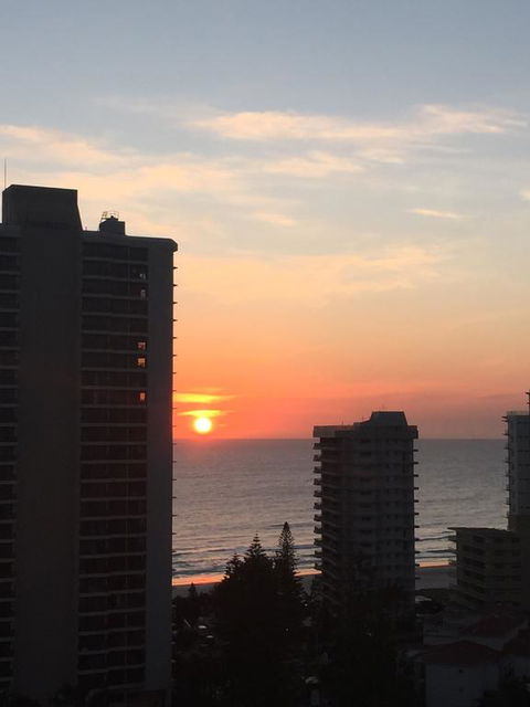 Upmarket Resort At Beach Surfers Paradise URGC - South Australia Travel 2