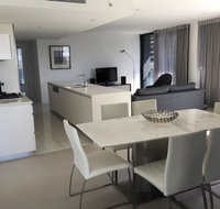 Upmarket Resort At Oracle Broadbeach URGC - South Australia Travel