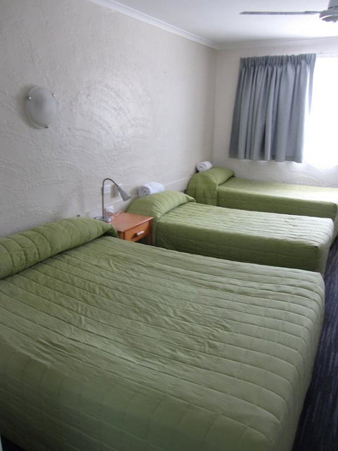 Urangan Motor Inn - South Australia Travel 3